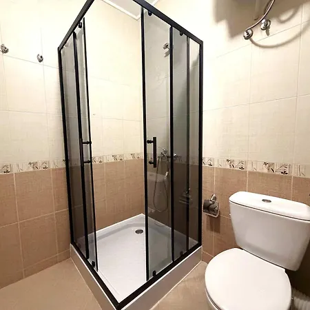 Spacious One-bedroom In The Heart Of Sunny By Menada דירה